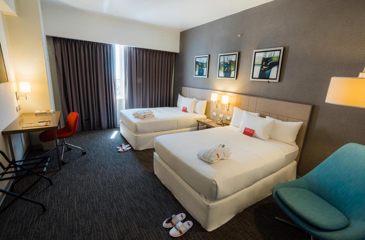 Bth Rebel Tacna Hotel Bagian luar foto